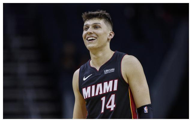 势大力沉的 势大力沉的